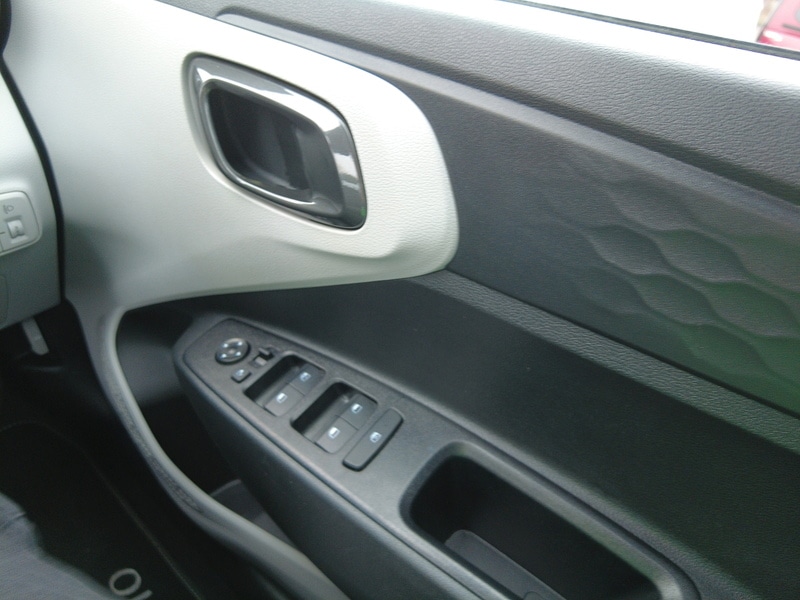 Used Hyundai i10 2024 for sale - 77530281: Photo 23