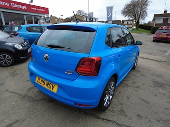 Used Volkswagen Polo 2015 for sale - 77617851: Photo