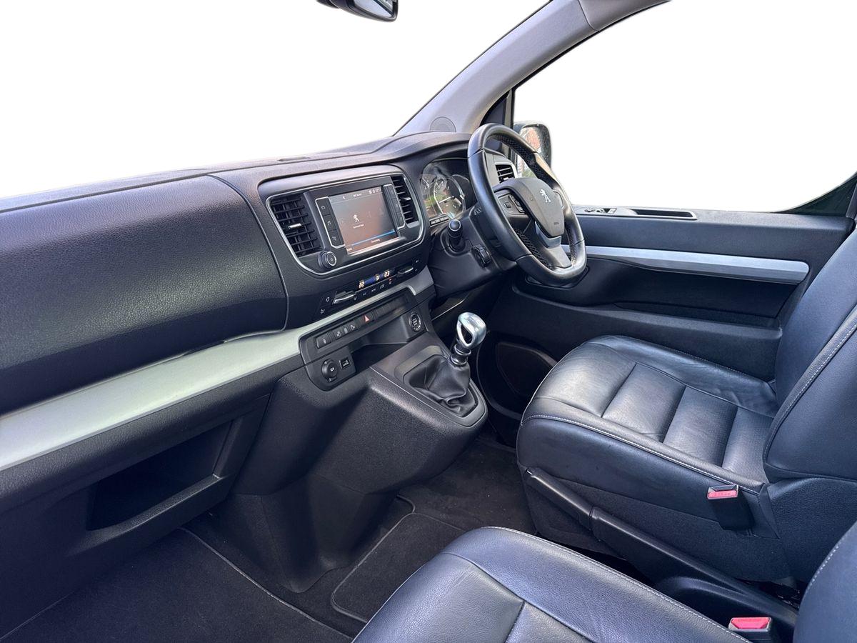 Used Peugeot Traveller 2019 for sale - 76948323: Photo 14