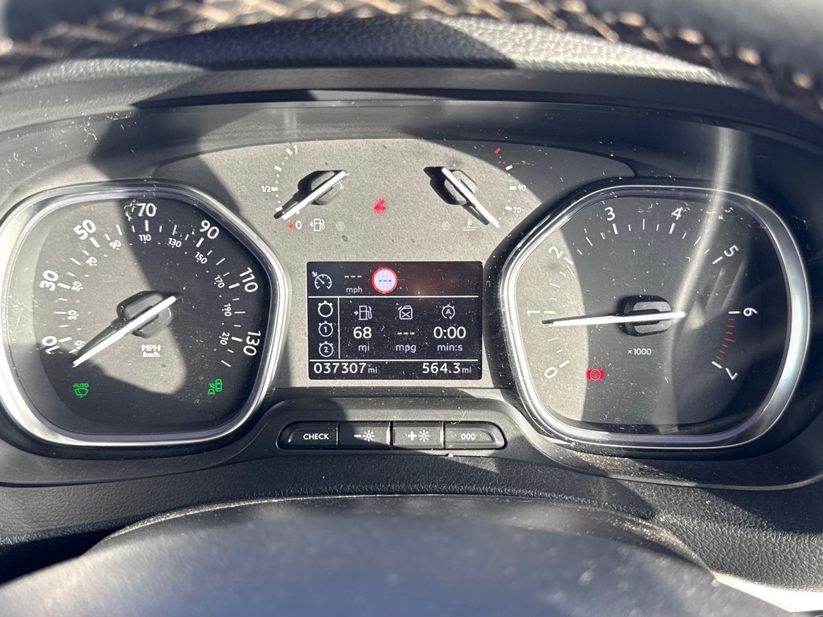 Used Peugeot Traveller 2019 for sale - 76948323: Photo 21