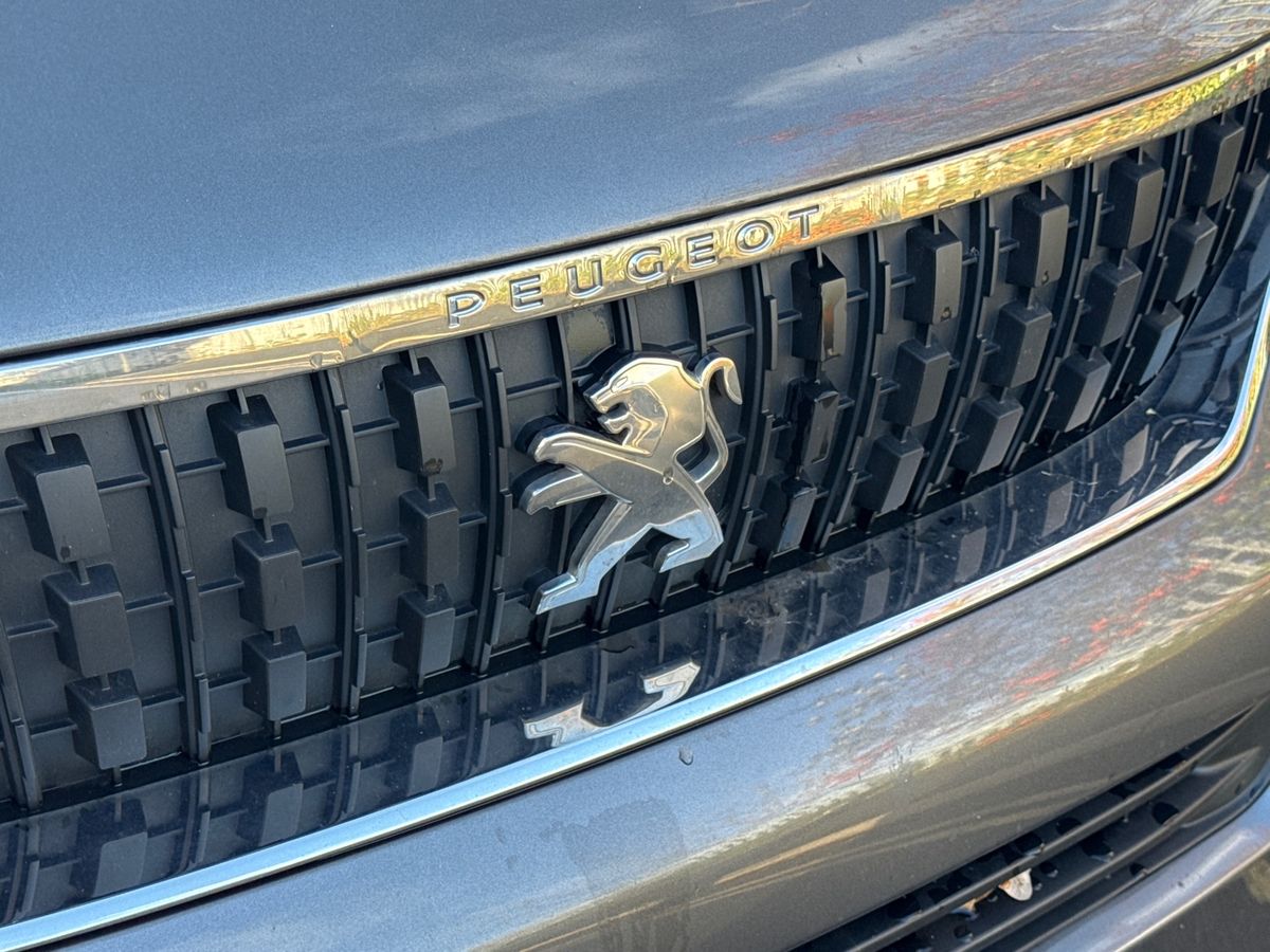 Used Peugeot Traveller 2019 for sale - 76948323: Photo 39