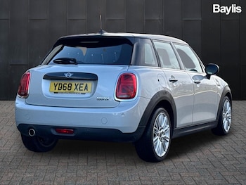 Used MINI Hatch 2018 for sale - 76717433: Photo