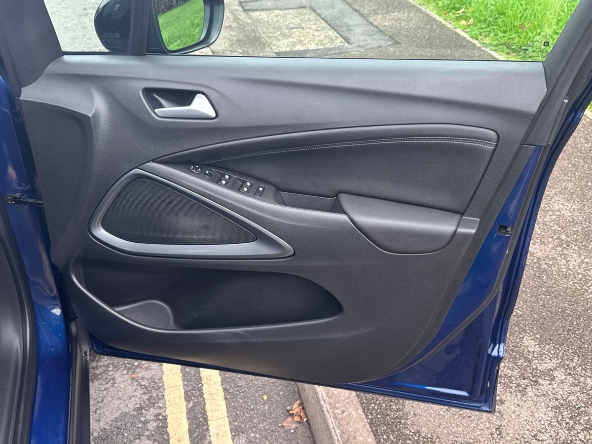 Used Vauxhall Crossland 2021 for sale - 76760711: Photo 37