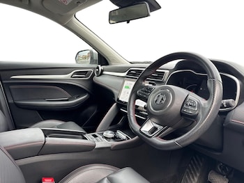 Used MG MG ZS 2022 for sale - 76501245: Photo