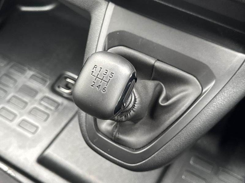 Used Vauxhall Vivaro 2025 for sale - 77910489: Photo 30