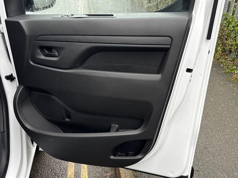 Used Vauxhall Vivaro 2025 for sale - 77910489: Photo 37