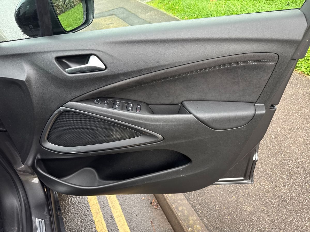 Used Vauxhall Crossland 2023 for sale - 76438127: Photo 29