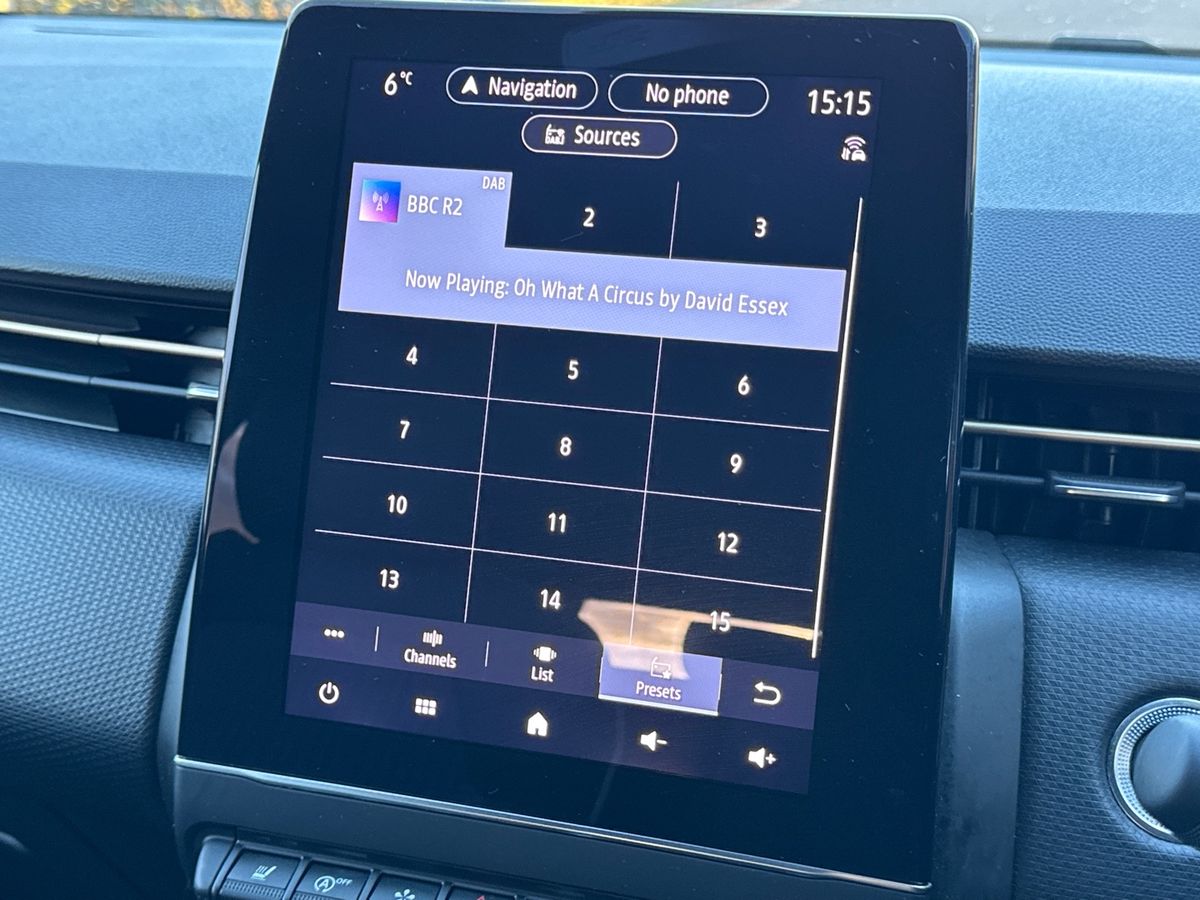 Used Renault Clio 2021 for sale - 76640275: Photo 18