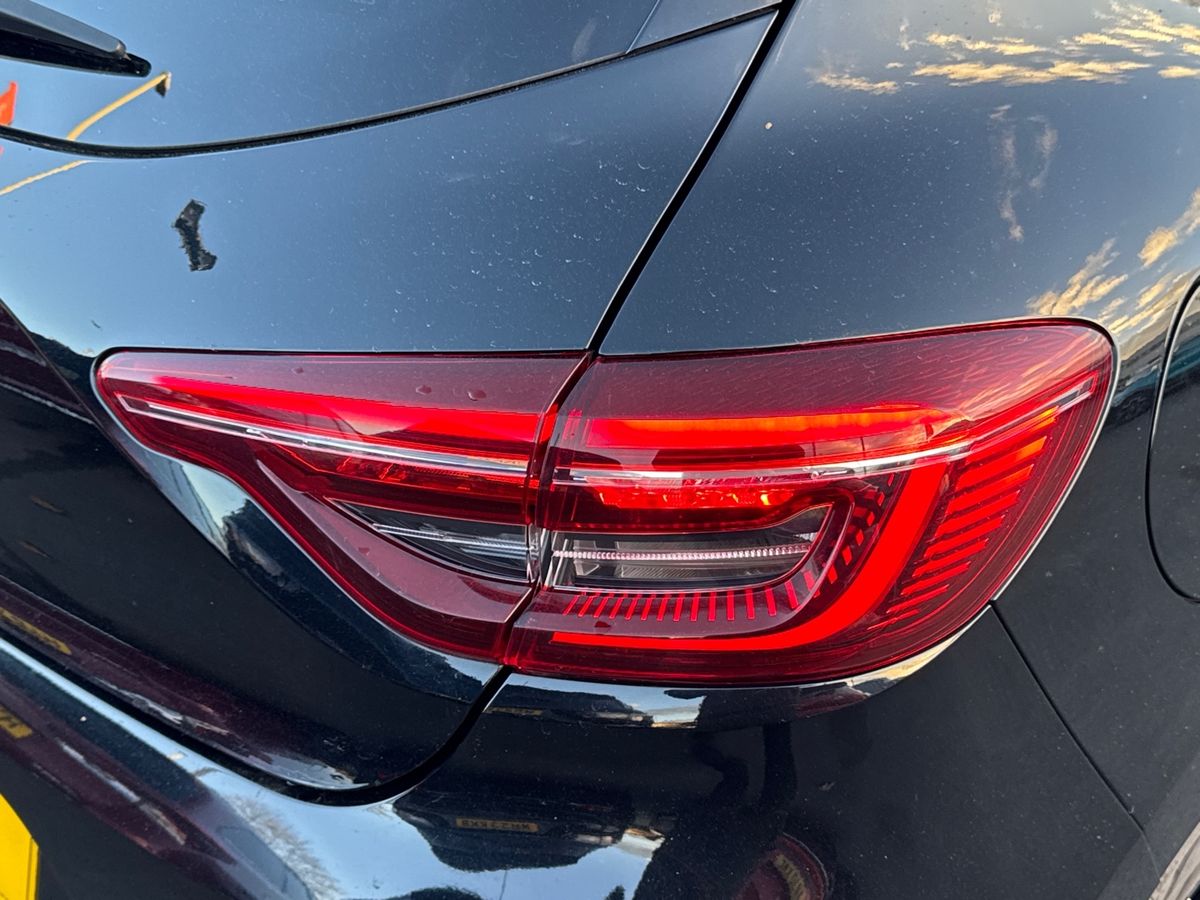 Used Renault Clio 2021 for sale - 76640275: Photo 29