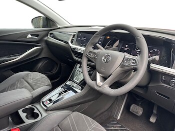 Used Vauxhall Grandland 2024 for sale - 77232275: Photo