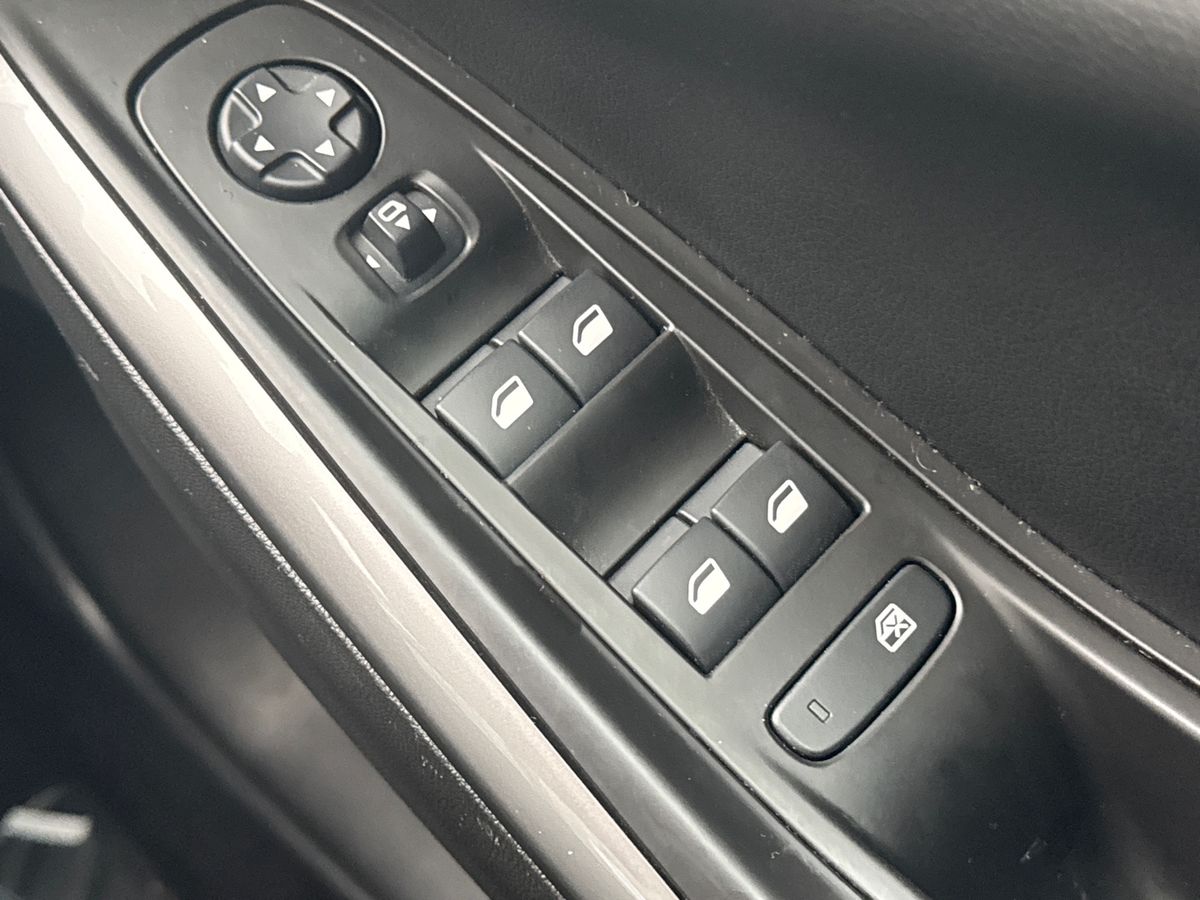 Used Vauxhall Grandland 2024 for sale - 76842076: Photo 17