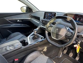 Used Peugeot 3008 2018 for sale - 76615078: Photo