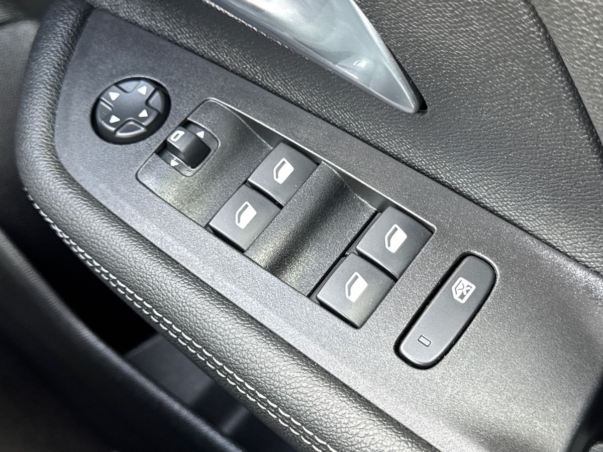 Used Vauxhall Mokka 2023 for sale - 76563861: Photo 17