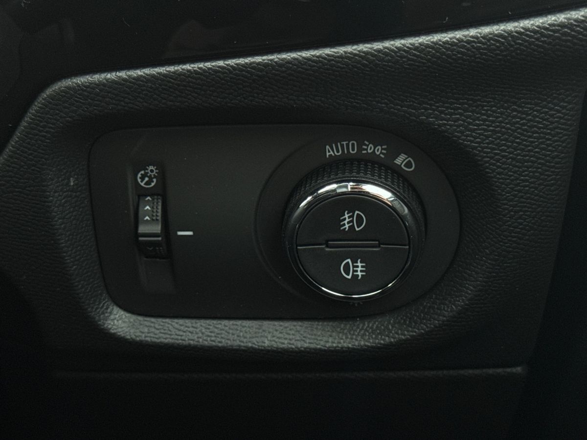 Used Vauxhall Corsa 2023 for sale - 76841959: Photo 33