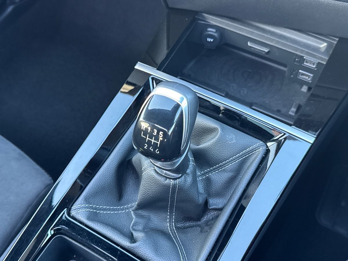 Used Vauxhall Astra 2024 for sale - 77232276: Photo 33