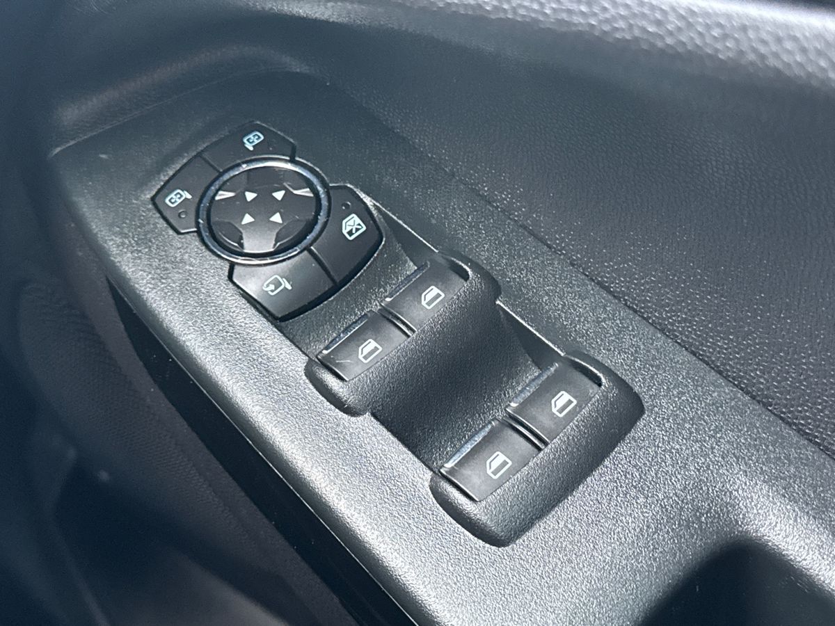 Used Ford Ecosport 2018 for sale - 77526041: Photo 17