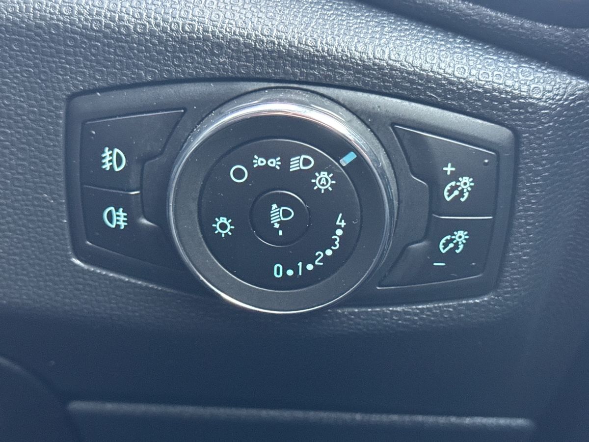 Used Ford Ecosport 2018 for sale - 77526041: Photo 33