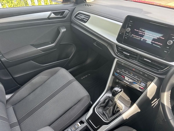 Used Volkswagen T-Roc 2023 for sale - 75992846: Photo 15