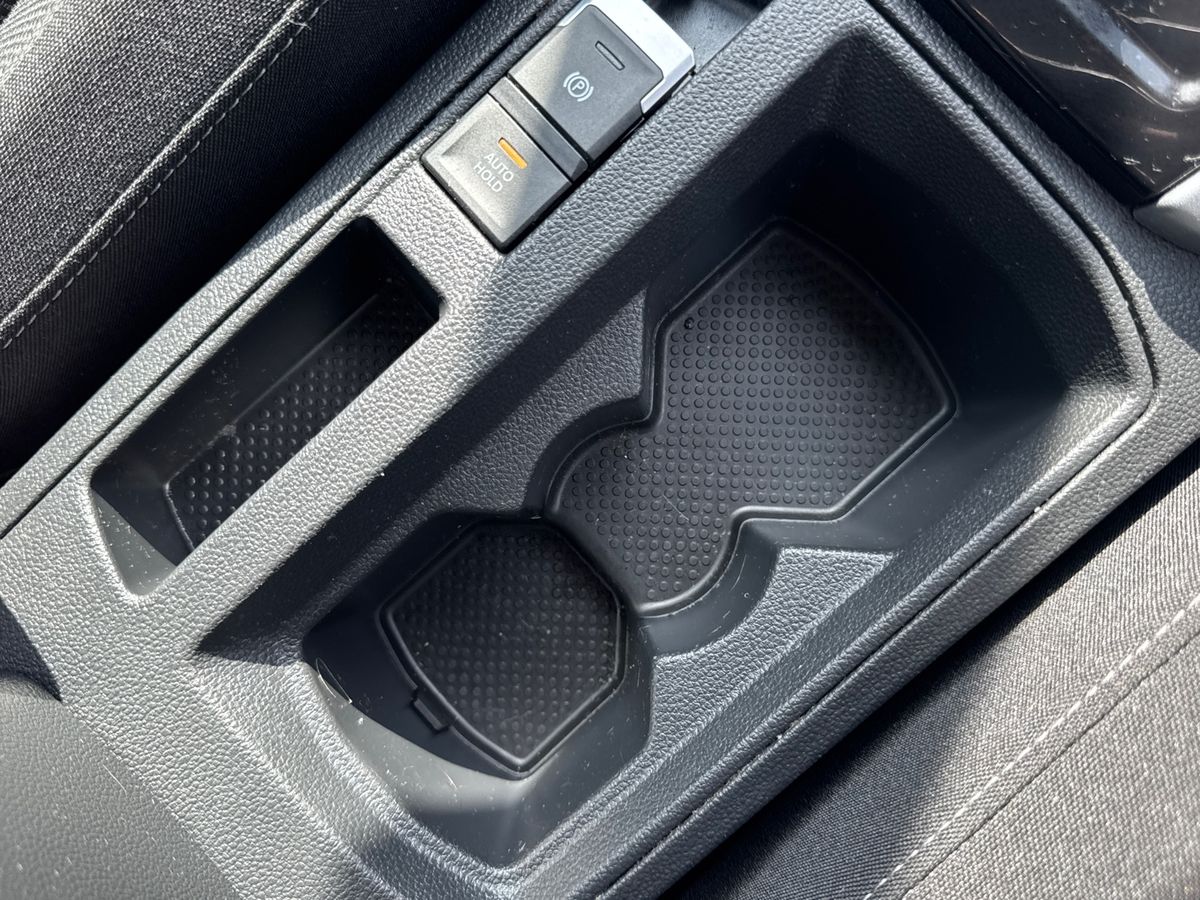 Used Volkswagen T-Roc 2023 for sale - 75992846: Photo 27