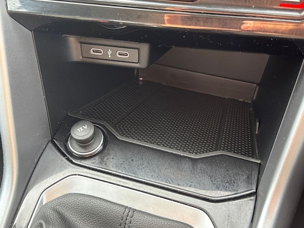 Used Volkswagen T-Roc 2023 for sale - 75992846: Photo 29