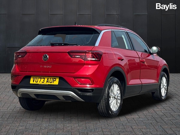 Used Volkswagen T-Roc 2023 for sale - 75992846: Photo 2