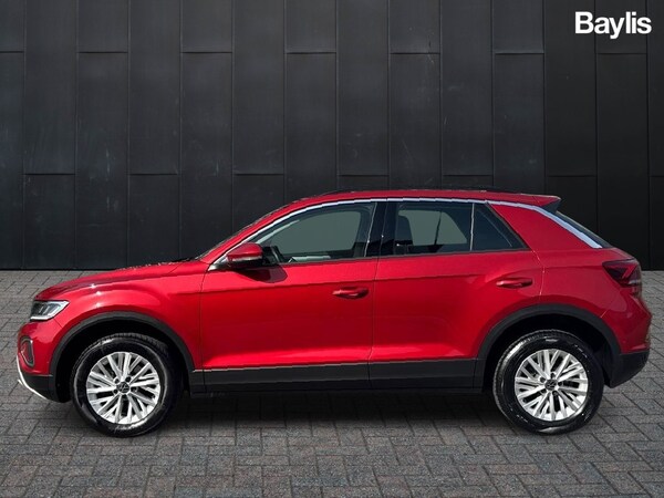 Used Volkswagen T-Roc 2023 for sale - 75992846: Photo 8