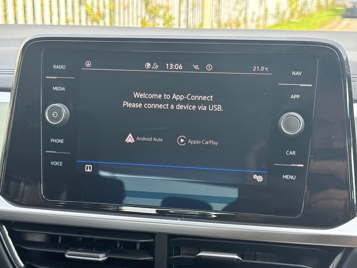 Used Volkswagen T-Roc 2023 for sale - 77634617: Photo 31