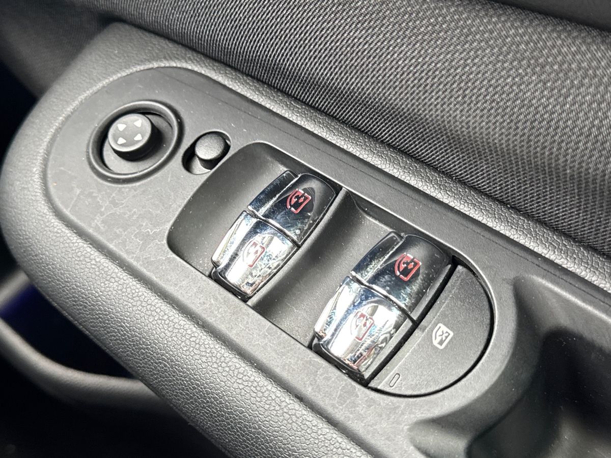 Used MINI Clubman 2021 for sale - 77232288: Photo 17