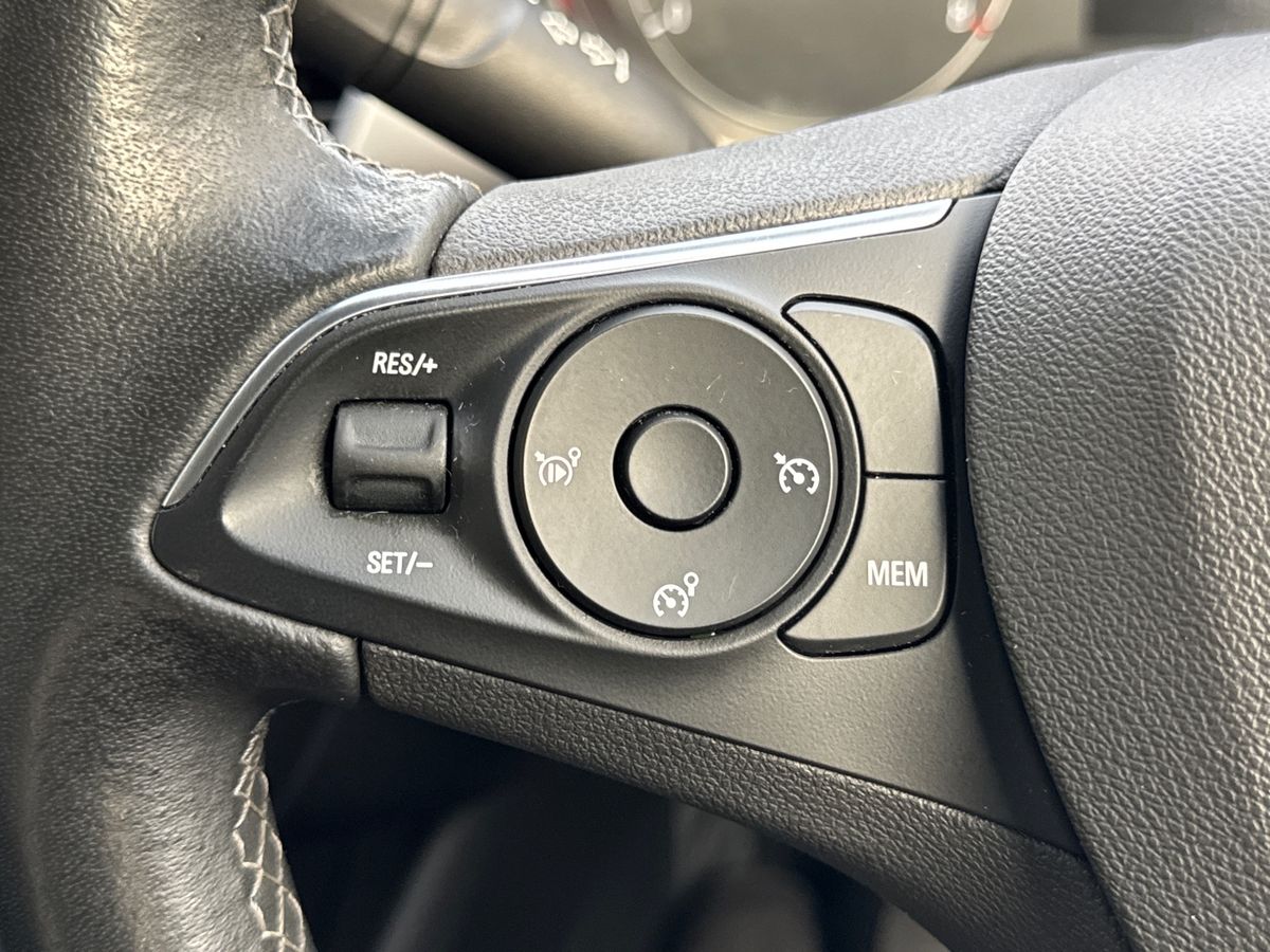 Used Vauxhall Crossland 2022 for sale - 76652542: Photo 22