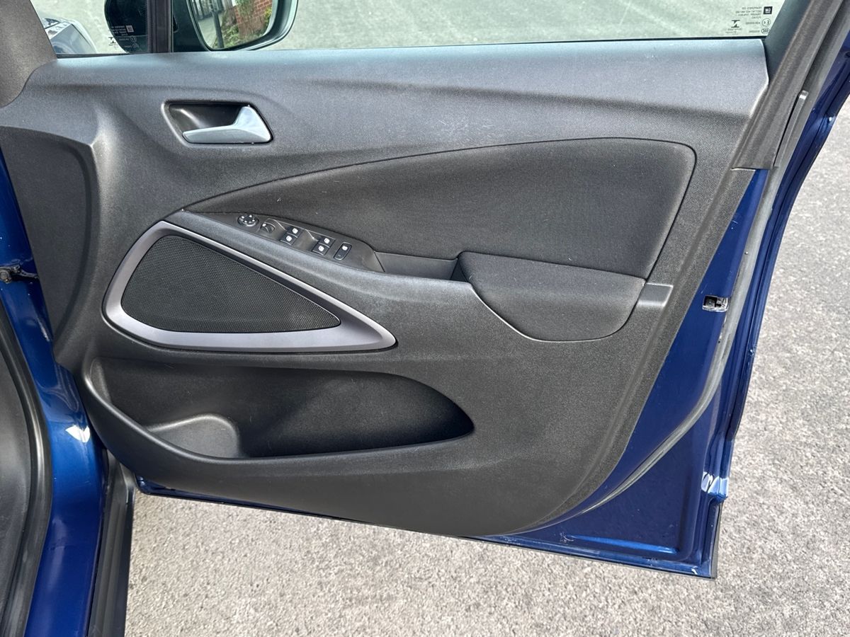 Used Vauxhall Crossland 2022 for sale - 76652542: Photo 37