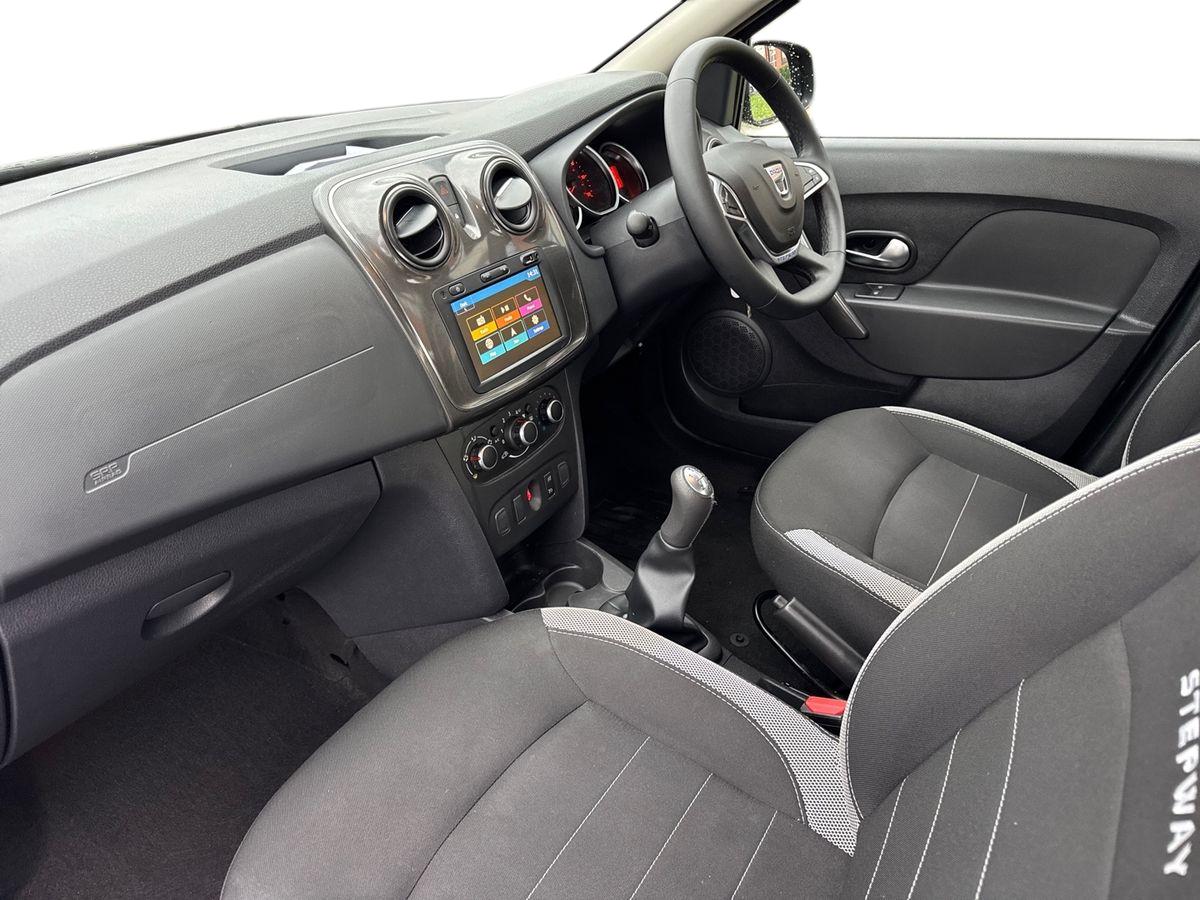 Used Dacia Sandero Stepway 2020 for sale - 76563710: Photo 14
