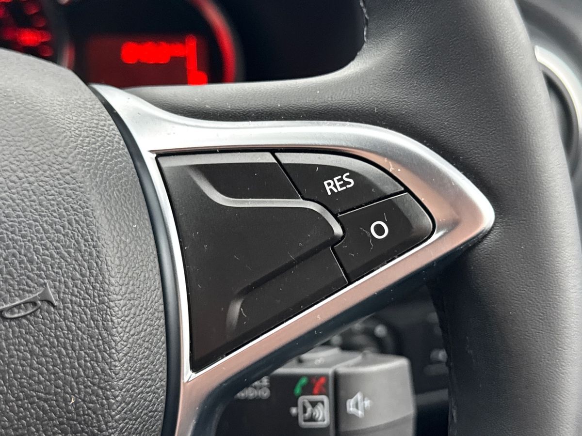 Used Dacia Sandero Stepway 2020 for sale - 76563710: Photo 23