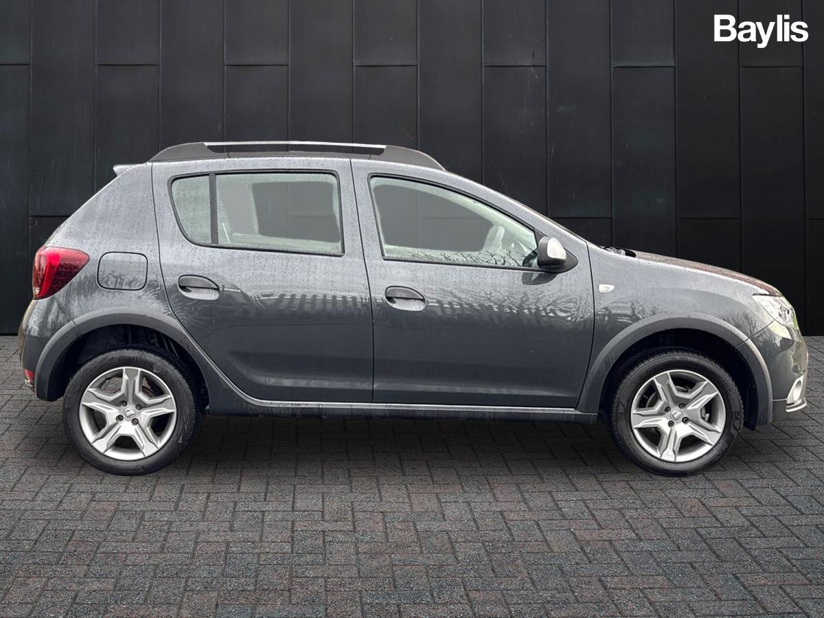 Used Dacia Sandero Stepway 2020 for sale - 76563710: Photo 5