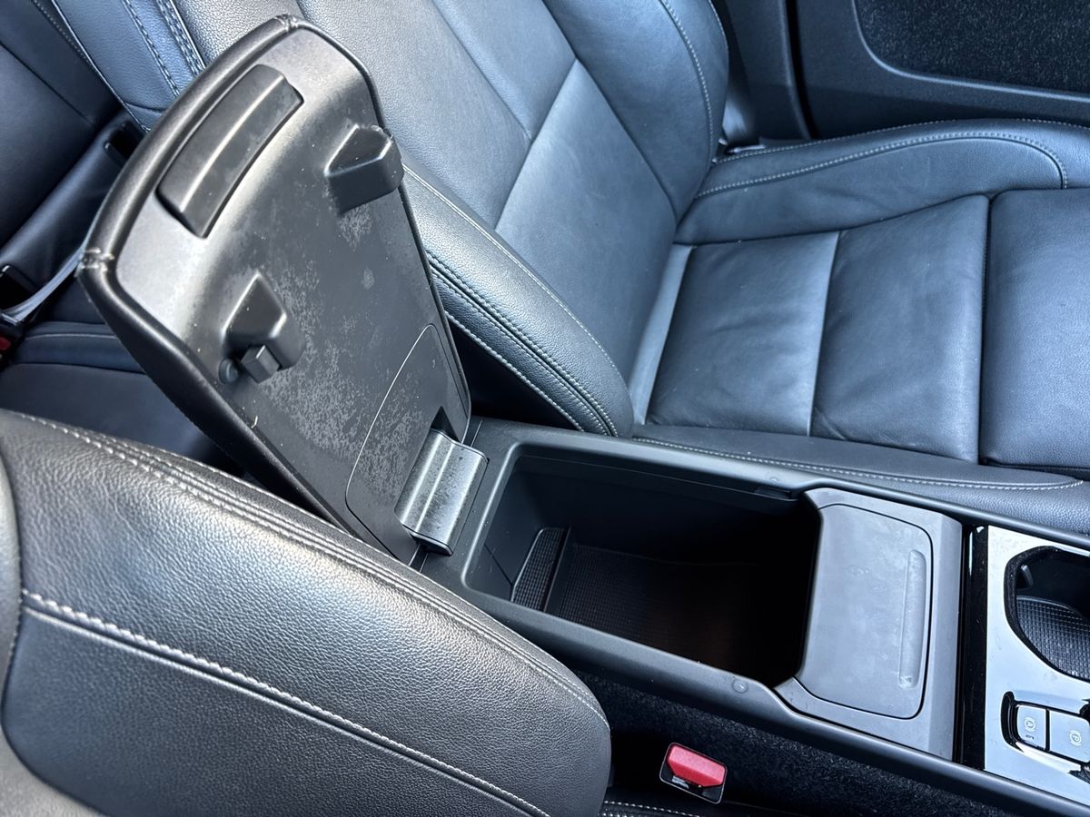 Used Volvo XC40 2020 for sale - 76563759: Photo 32