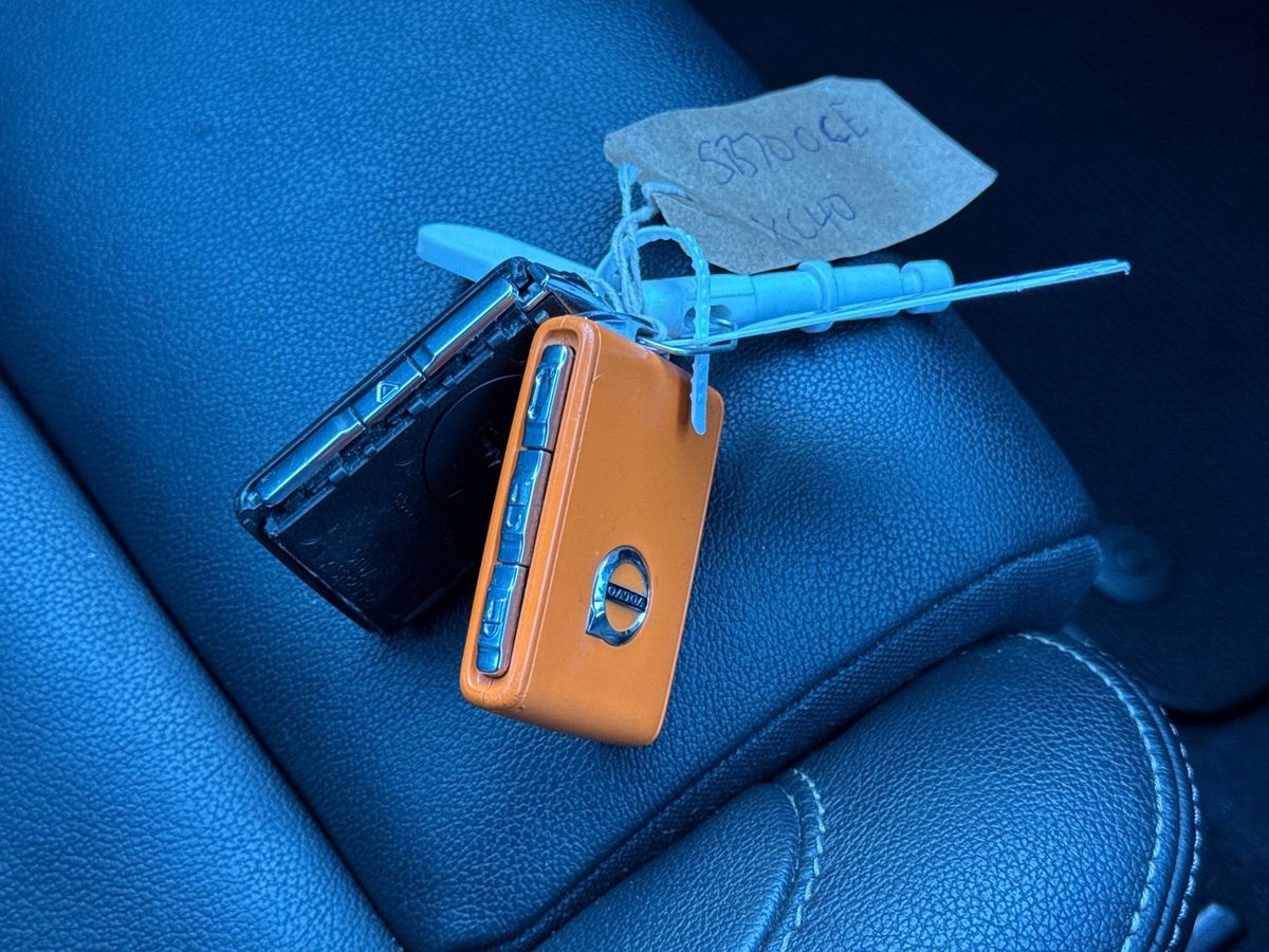 Used Volvo XC40 2020 for sale - 76563759: Photo 35