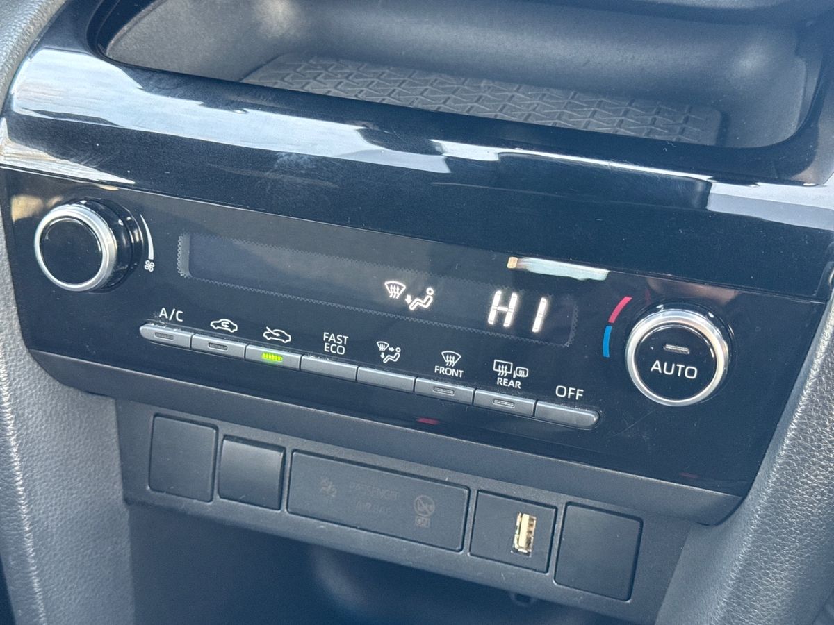 Used Toyota Yaris Cross 2022 for sale - 77105910: Photo 16