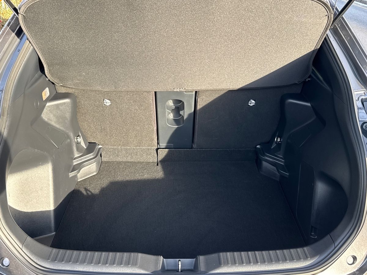 Used Toyota Yaris Cross 2022 for sale - 77105910: Photo 25