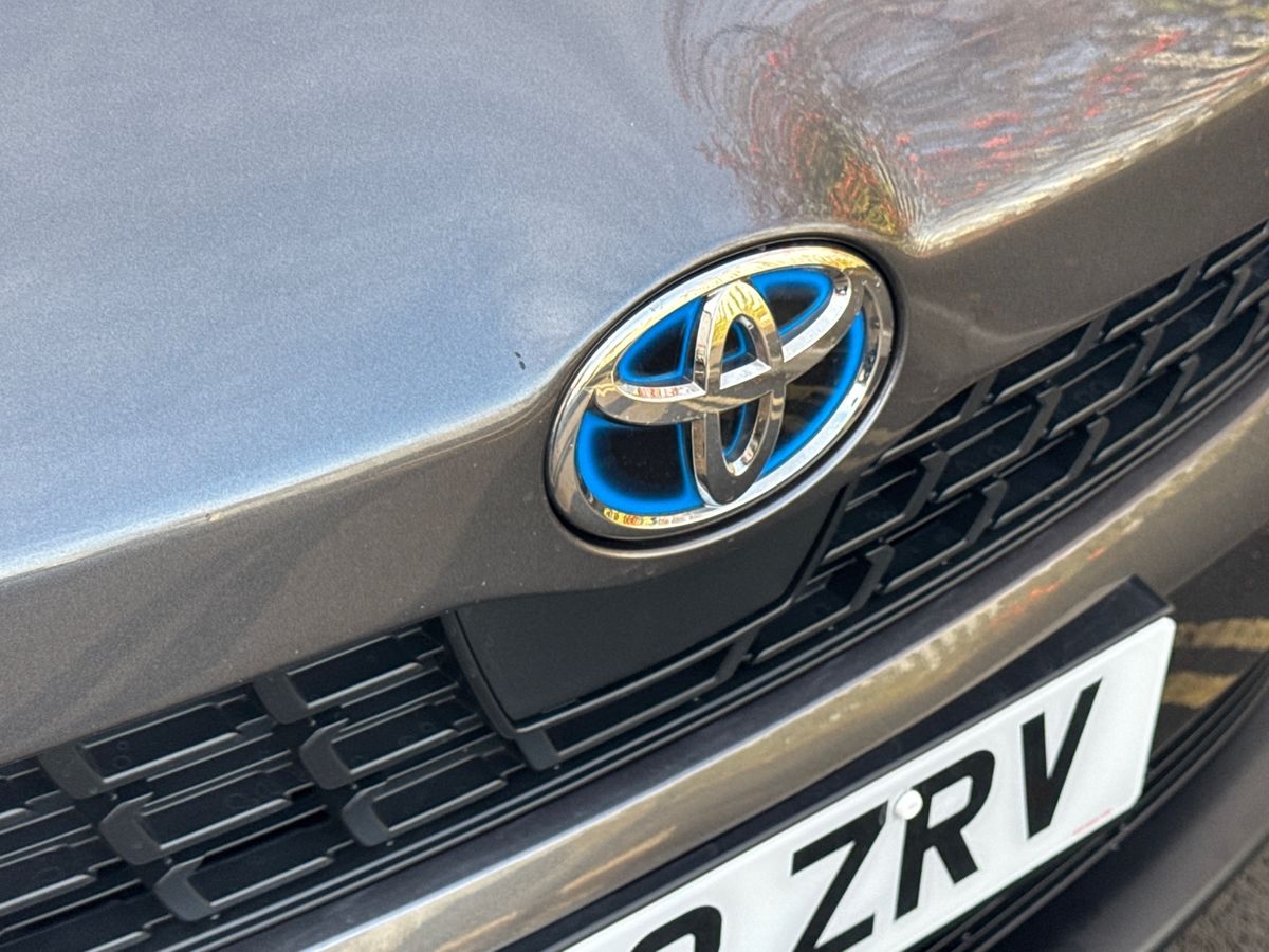 Used Toyota Yaris Cross 2022 for sale - 77105910: Photo 39