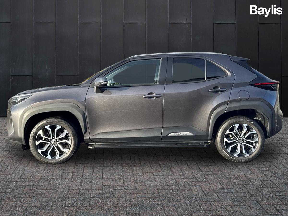 Used Toyota Yaris Cross 2022 for sale - 77105910: Photo 8