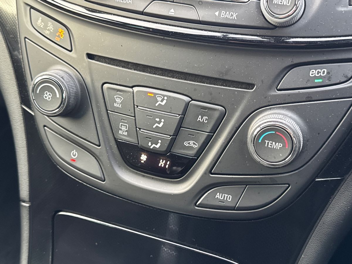 Used Vauxhall Insignia 2016 for sale - 76684390: Photo 16