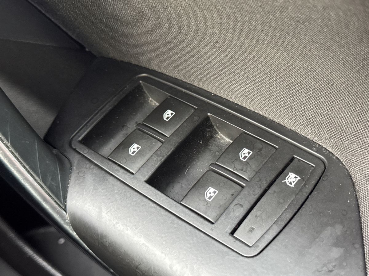 Used Vauxhall Insignia 2016 for sale - 76684390: Photo 17