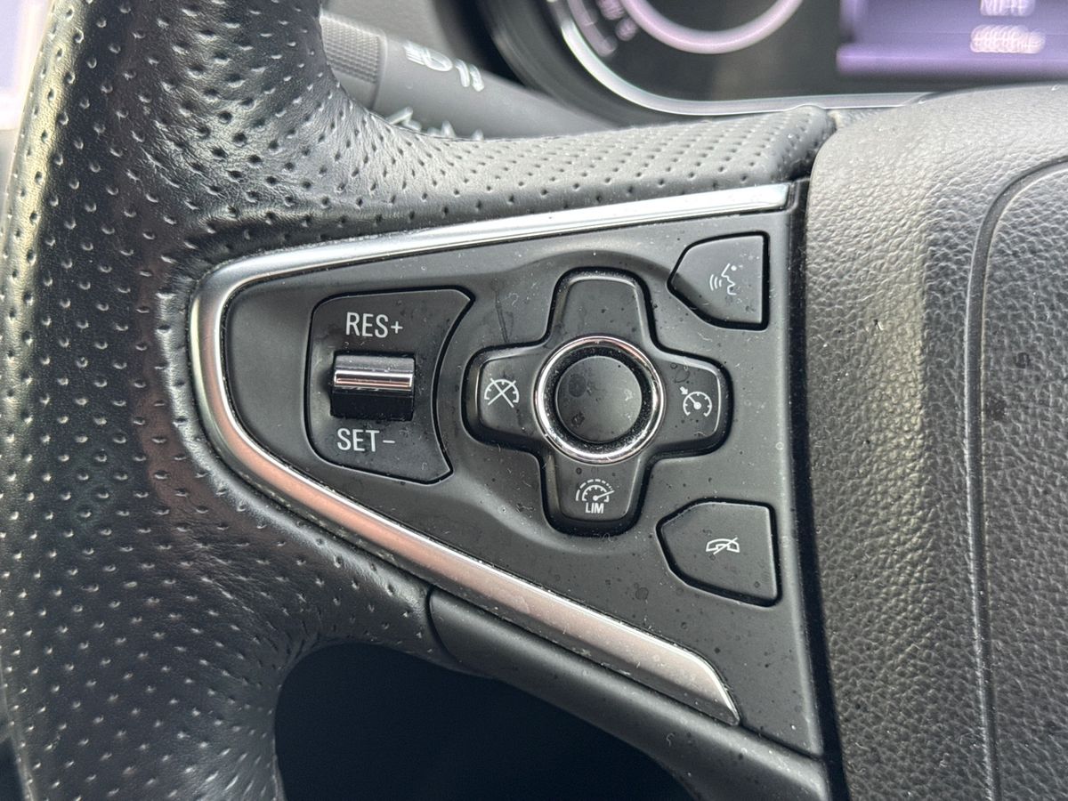 Used Vauxhall Insignia 2016 for sale - 76684390: Photo 22