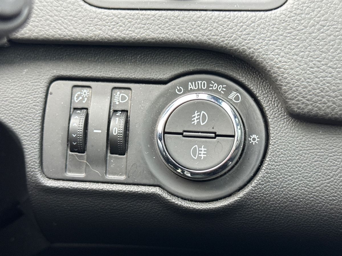 Used Vauxhall Insignia 2016 for sale - 76684390: Photo 27