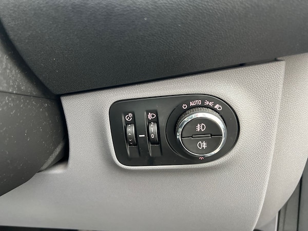 Used Vauxhall Corsa 2017 for sale - 76208756: Photo 37