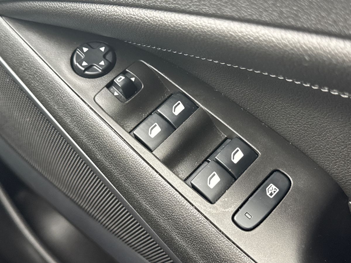 Used Vauxhall Crossland 2021 for sale - 76312076: Photo 17