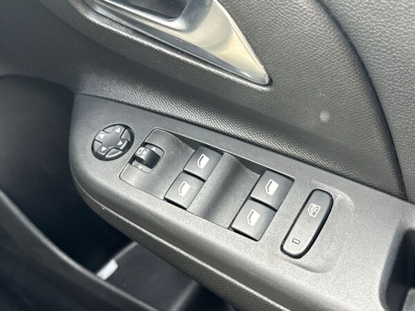 Used Vauxhall Corsa 2020 for sale - 76091989: Photo 17