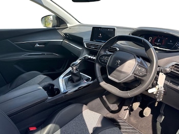 Used Peugeot 3008 2017 for sale - 75580049: Photo