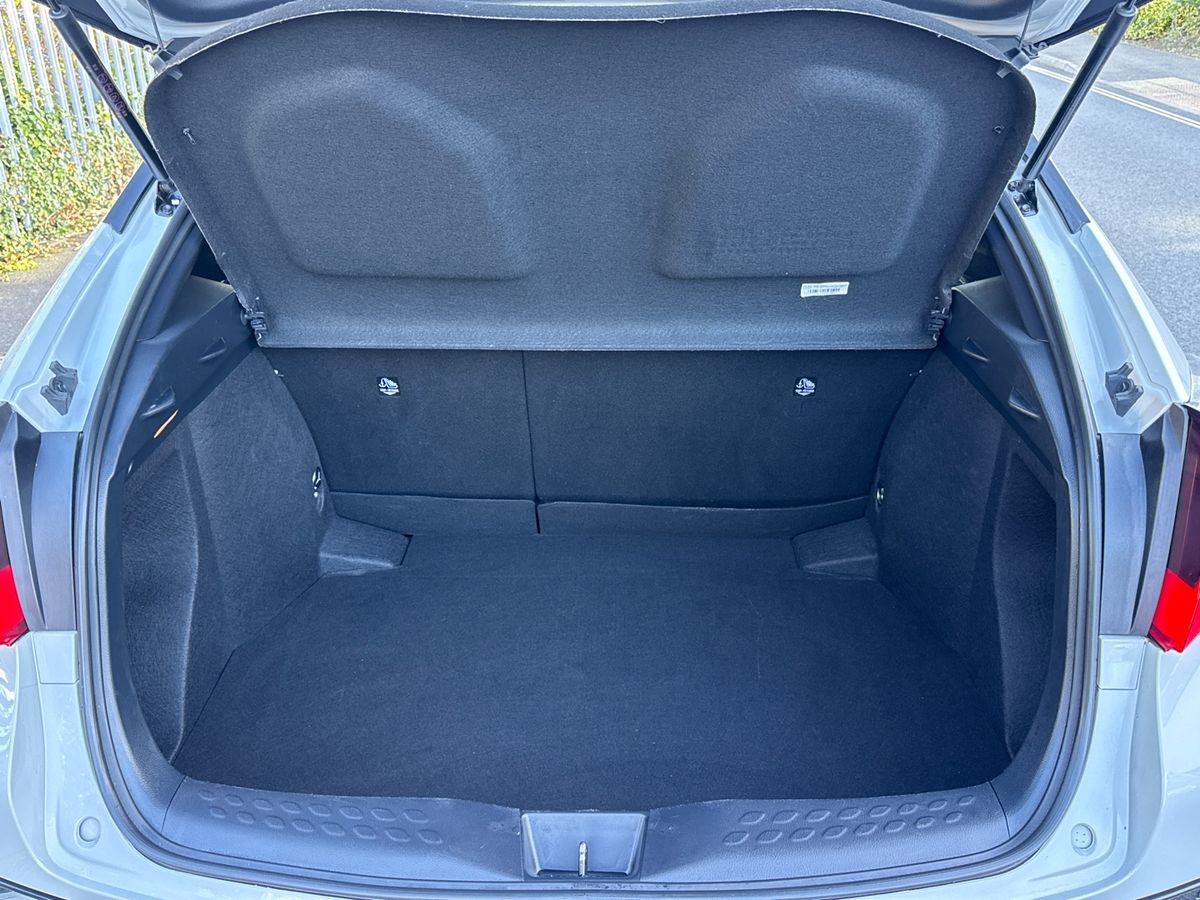 Used Toyota C-HR 2023 for sale - 76124515: Photo 25