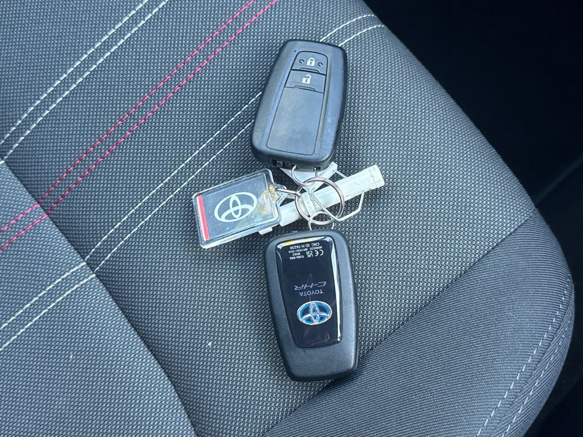 Used Toyota C-HR 2023 for sale - 76124515: Photo 29