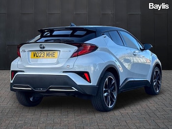 Used Toyota C-HR 2023 for sale - 76124515: Photo 2
